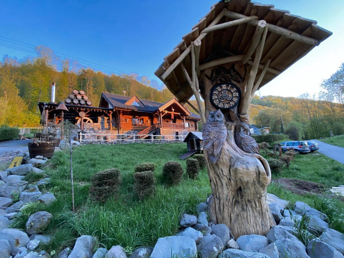 Koliba U Rytiera Villa Zvolen Exteriör bild