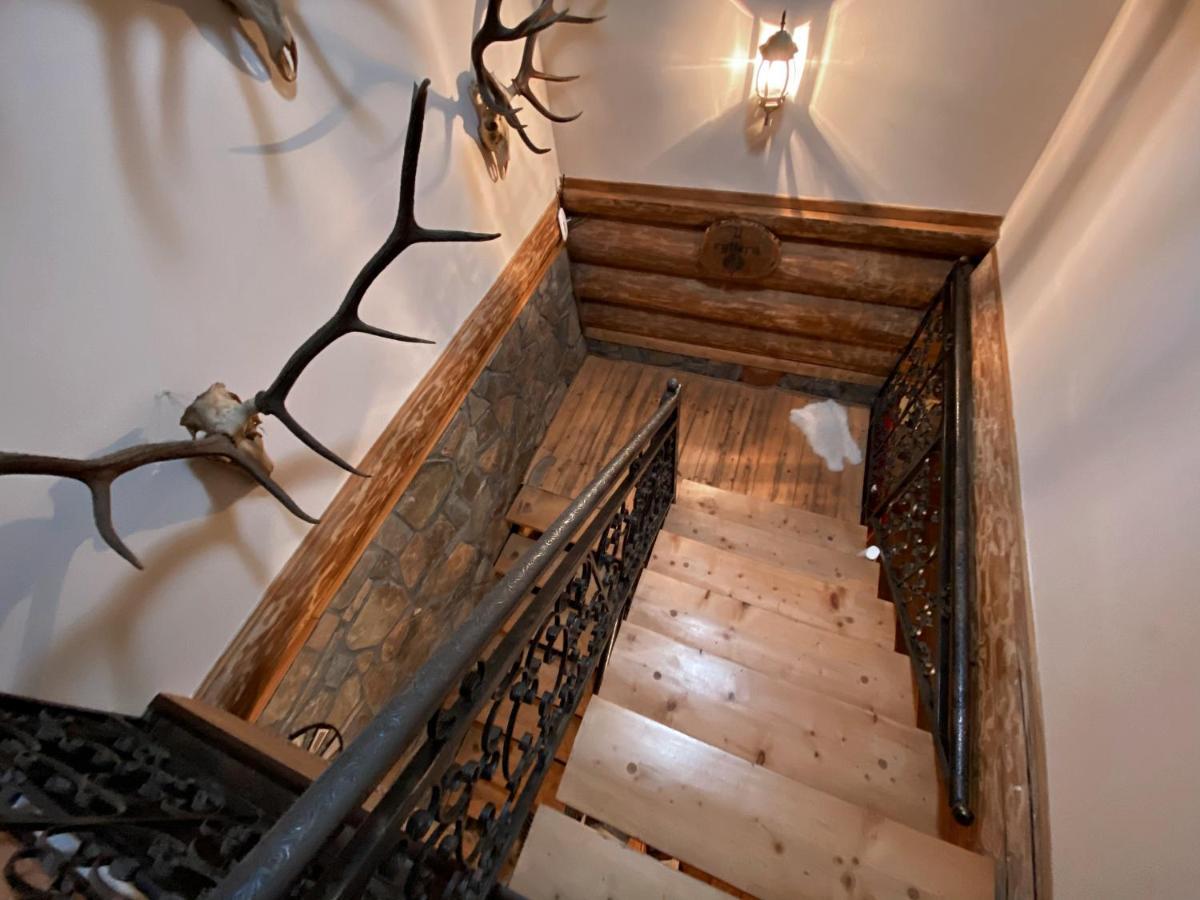 Koliba U Rytiera Villa Zvolen Exteriör bild