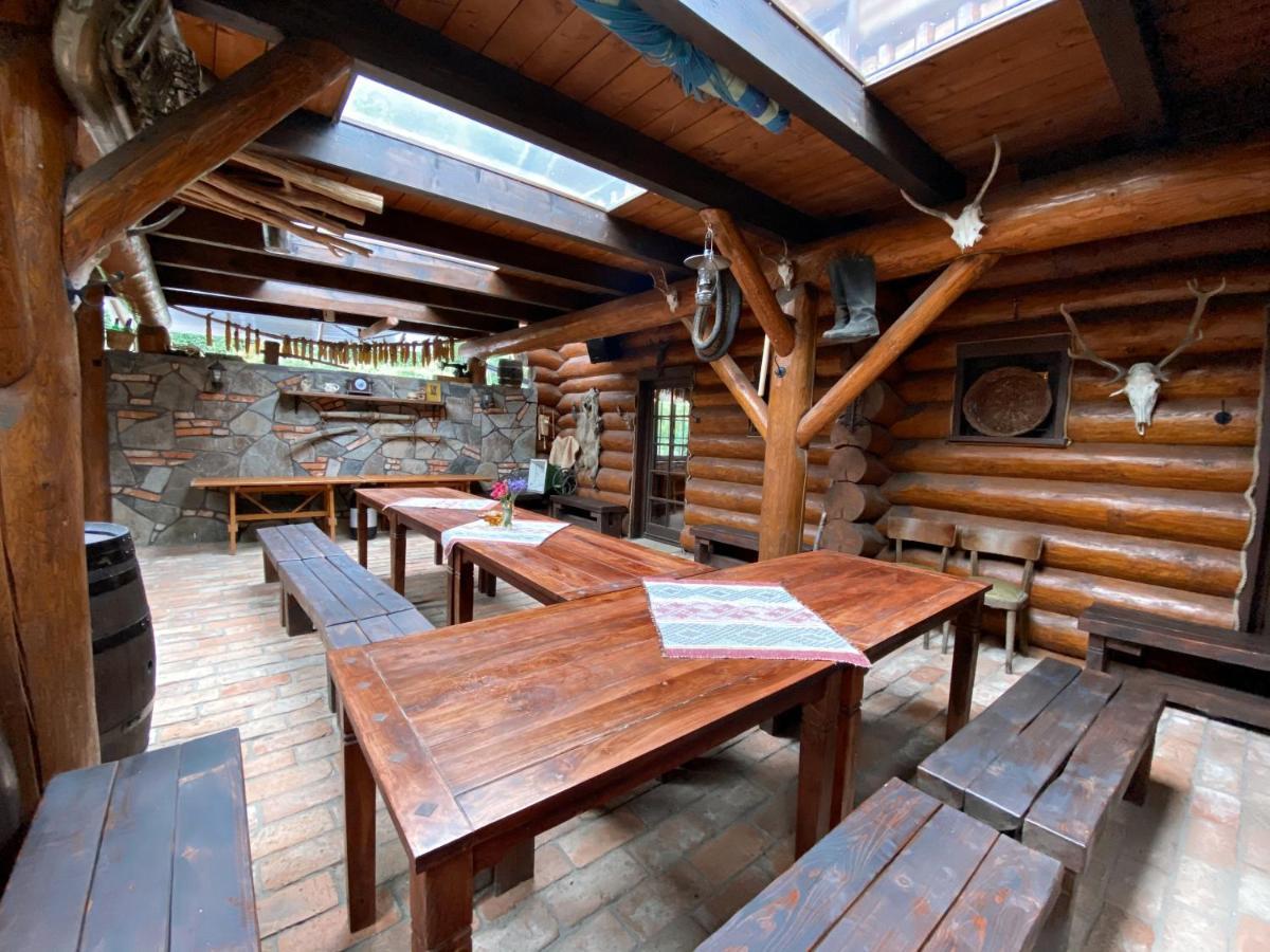 Koliba U Rytiera Villa Zvolen Exteriör bild